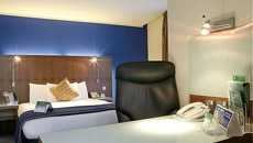 Holliday Inn Camden Lock chambre2.jpg