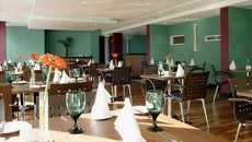 Holliday Inn Camden Lock restaurant.jpg