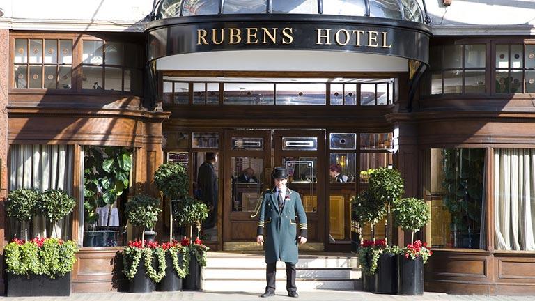 Hôtel Rubens At The Palace à Londres, entrée